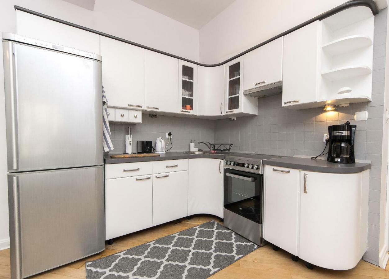 Spacious Apartment In Old Town P4You Pl 크라쿠프 외부 사진