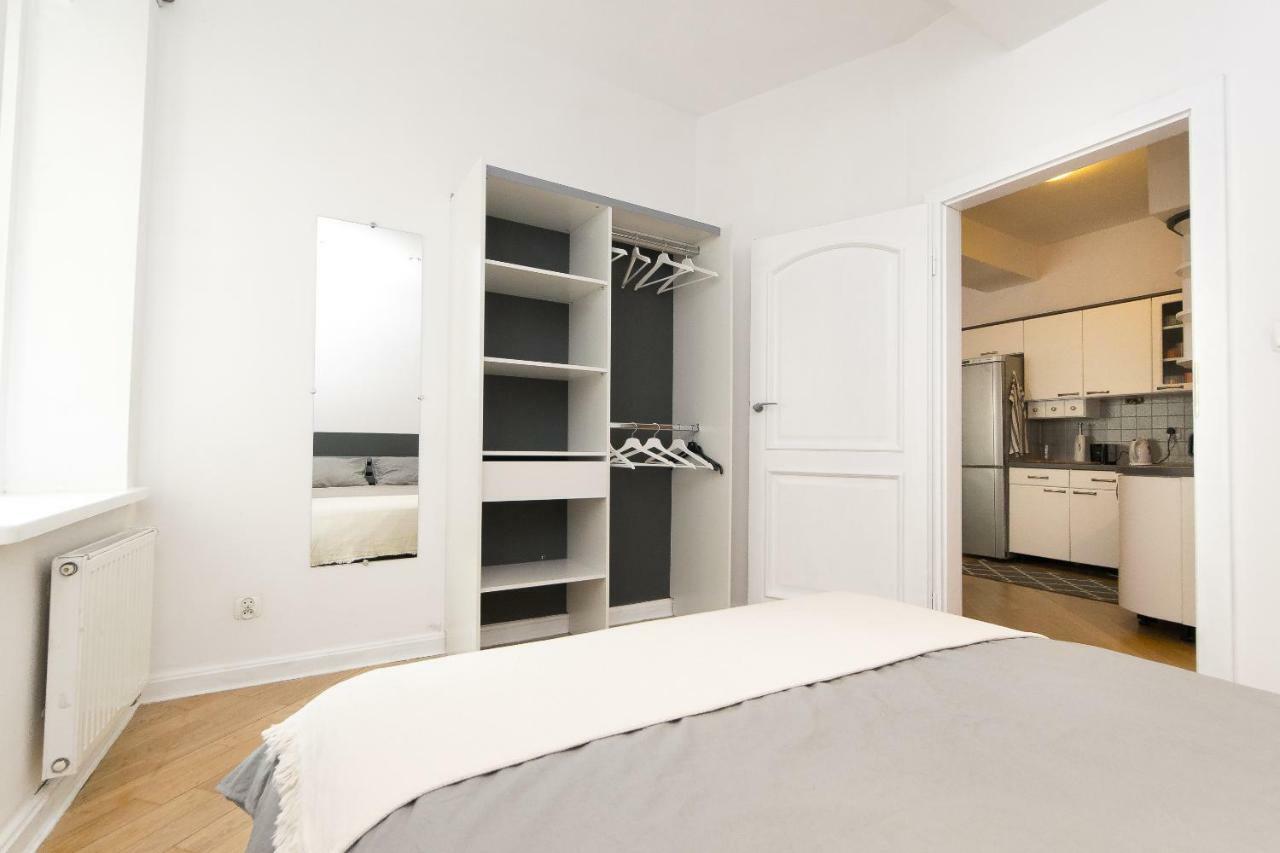 Spacious Apartment In Old Town P4You Pl 크라쿠프 외부 사진